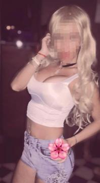 Sexy cariñosa cañera