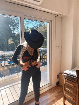 Milf caliente busca pasarlo bien